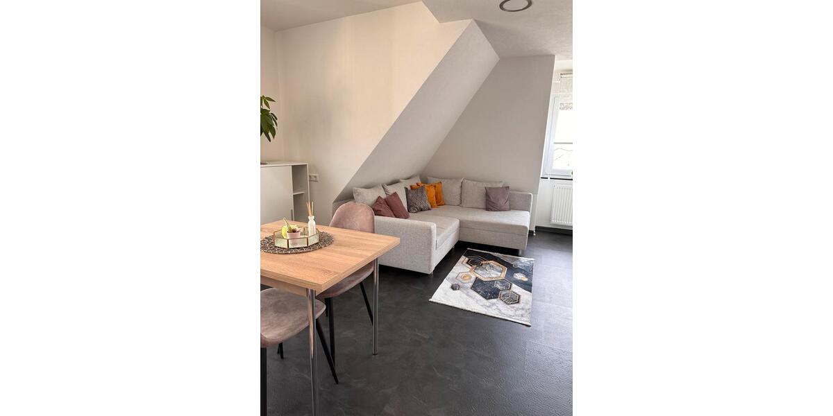 Dachgeschoßwohnung Kornwestheim - 1 Zimmer, 55 m&sup2;, 1.050&euro; | Angebot:26591988
