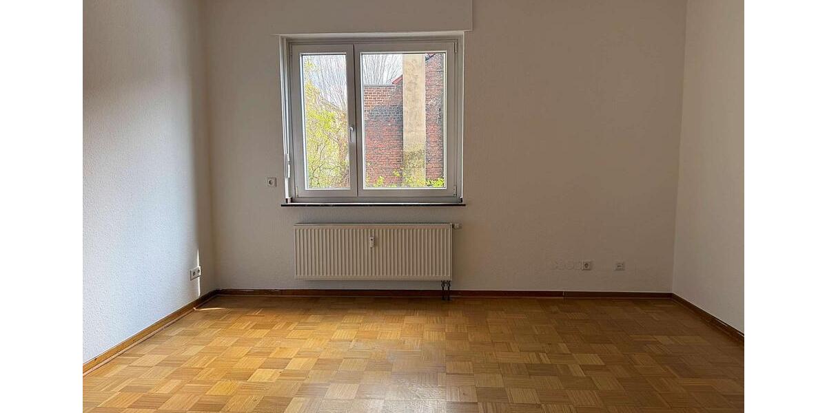 Etagenwohnung Dortmund Innenstadt Nord - 3 Zimmer, 110 m&sup2;, 700&euro; | Angebot:26198686