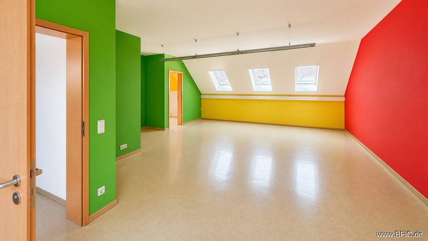 Gewerbeobjekt Moorenweis Römertshofen - 3 Zimmer, 95 m&sup2;, 1.500&euro; | Angebot:26742025
