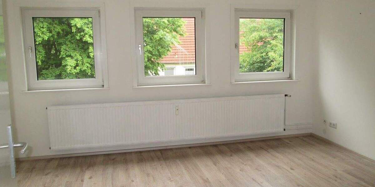 Etagenwohnung Salzgitter Lebenstedt - 3 Zimmer, 47 m&sup2;, 289&euro; | Angebot:26142490