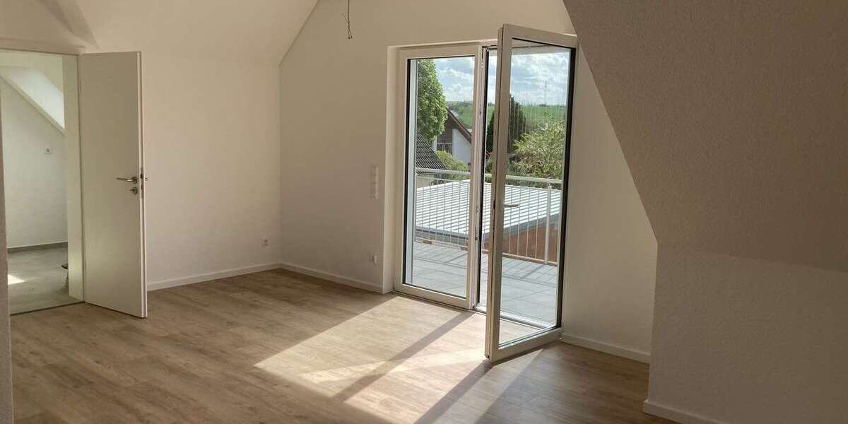 Etagenwohnung Wiesenbach - 3 Zimmer, 85 m&sup2;, 1.190&euro; | Angebot:26032523