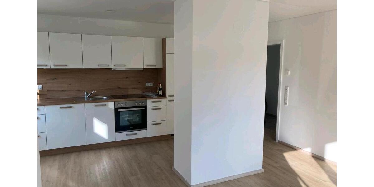 Erdgeschoßwohnung Sulzfeld - 4 Zimmer, 132 m&sup2;, 1.280&euro; | Angebot:26288314