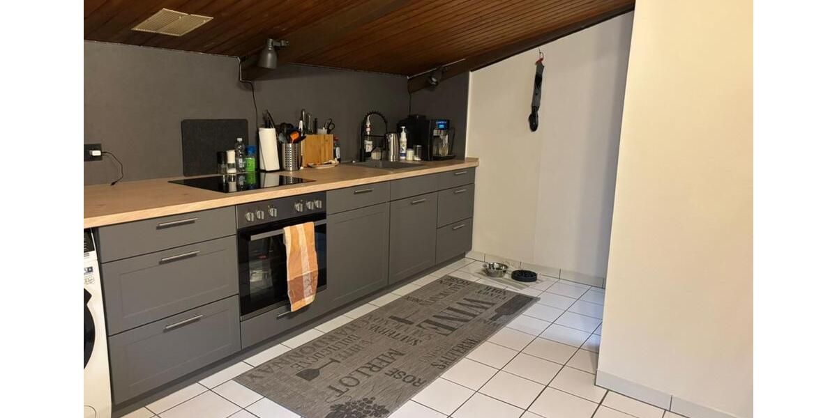 Dachgeschoßwohnung Wegberg - 3 Zimmer, 125 m&sup2;, 860&euro; | Angebot:25148849