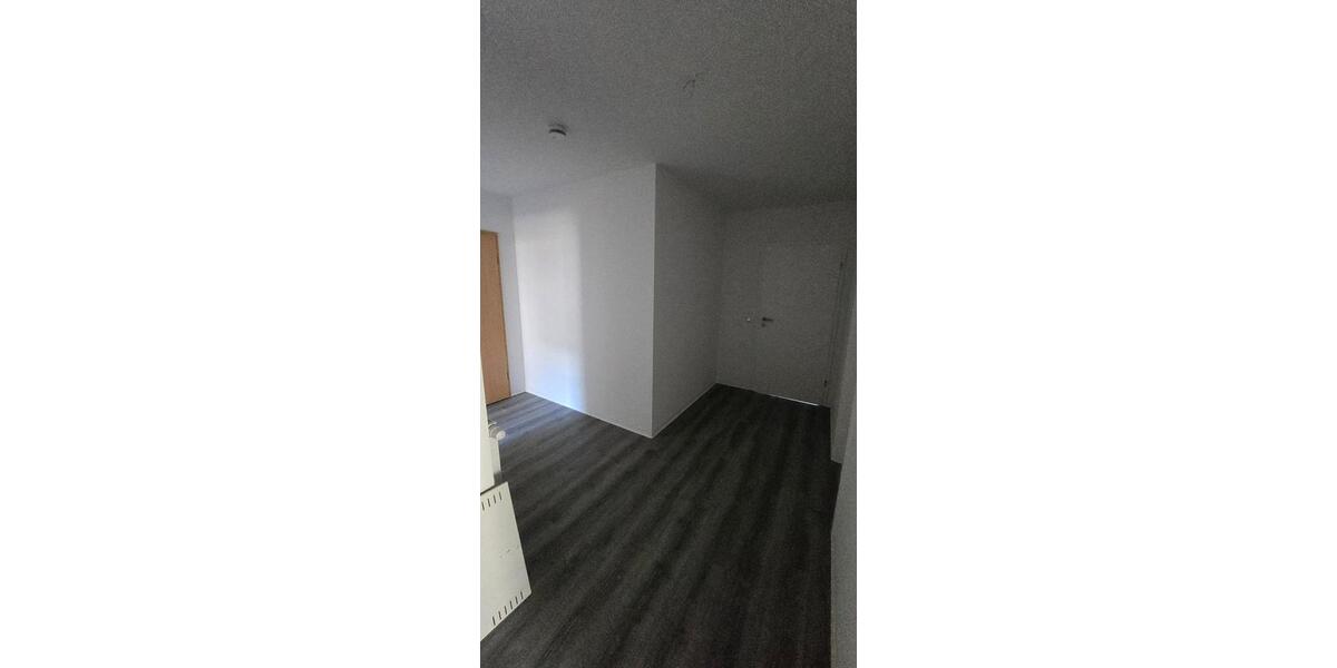 Erdgeschoßwohnung Marienberg - 3 Zimmer, 68 m&sup2;, 443&euro; | Angebot:26252664