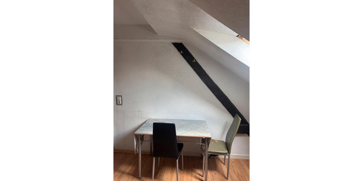Dachgeschoßwohnung Alsdorf - 1 Zimmer, 1 m&sup2;, 425&euro; | Angebot:25909283