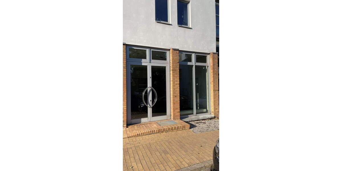 Gewerbeobjekt Schwerin Schelfstadt - 1 Zimmer, 73 m&sup2;, 600&euro; | Angebot:25779377