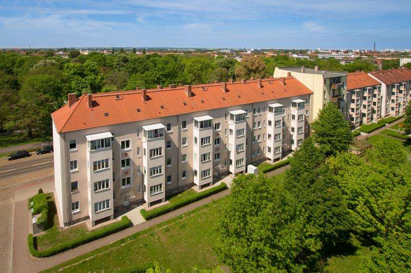 Wohnung zum Mieten in Magdeburg 445 € 64 m²