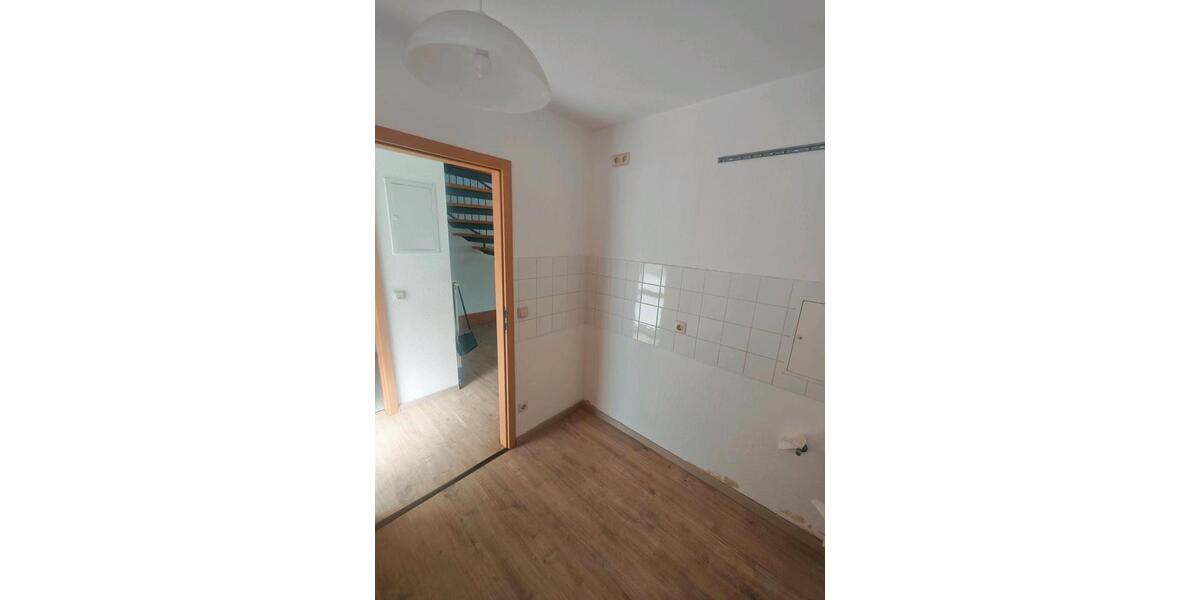 Maisonettenwohnung Schiffweiler - 3 Zimmer, 70 m&sup2;, 800&euro; | Angebot:26522016