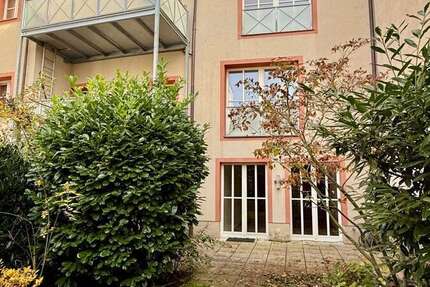 Wohnung zum Mieten in Regensburg 1.400 € 102 m² 4 zimmer