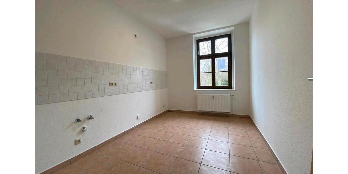3- Raumwohnung mit Einbauküche 3 zimmer