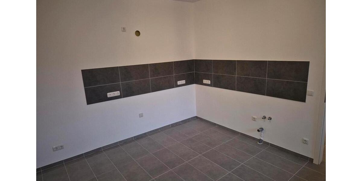 Erdgeschoßwohnung Berge - 3 Zimmer, 79 m&sup2;, 900&euro; | Angebot:24380494