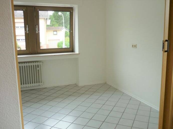 Etagenwohnung Beckingen Düppenweiler - 2 Zimmer, 62 m&sup2;, 390&euro; | Angebot:24366908