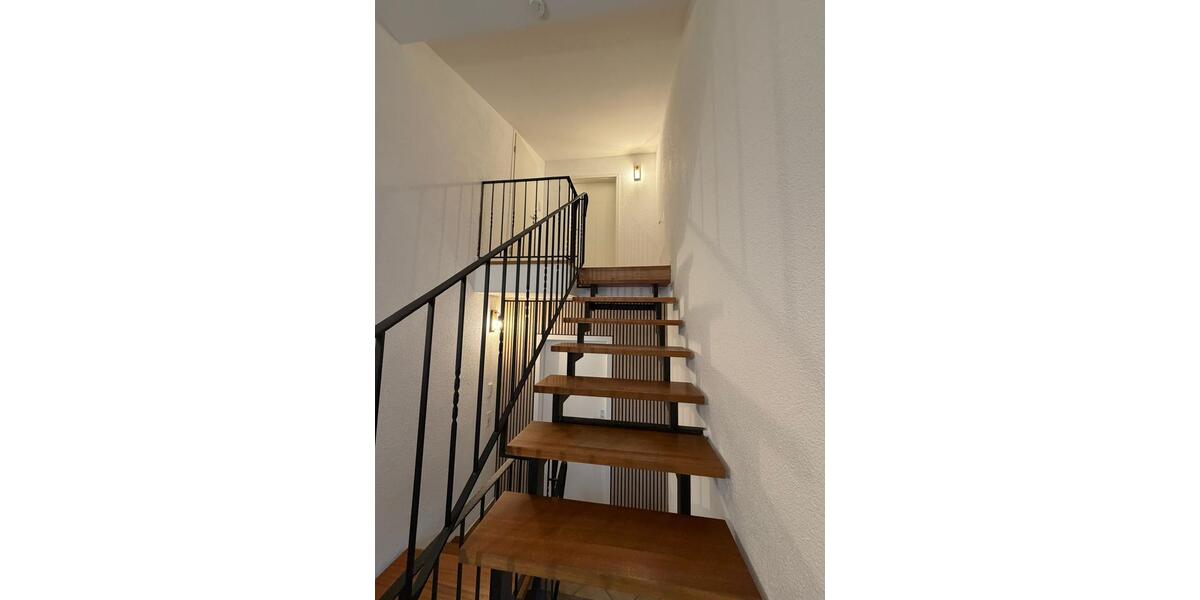 Wohnen auf Zeit Bischofsheim - 3.5 Zimmer, 130 m&sup2;, 22&euro; | Angebot:25157438