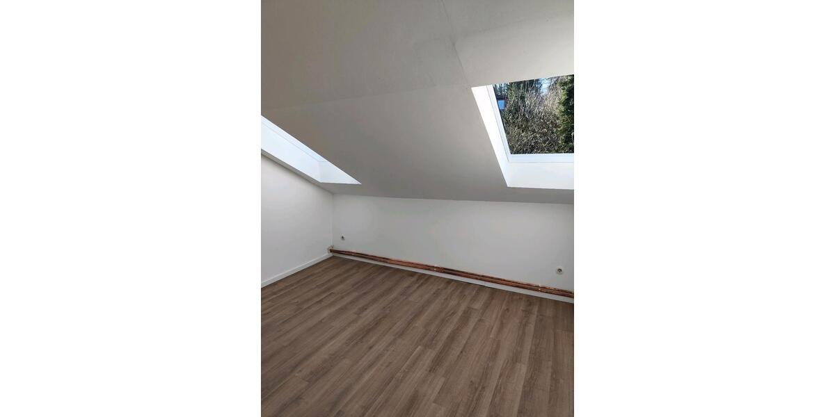 Etagenwohnung Ratzeburg - 3 Zimmer, 85 m&sup2;, 795&euro; | Angebot:26563459