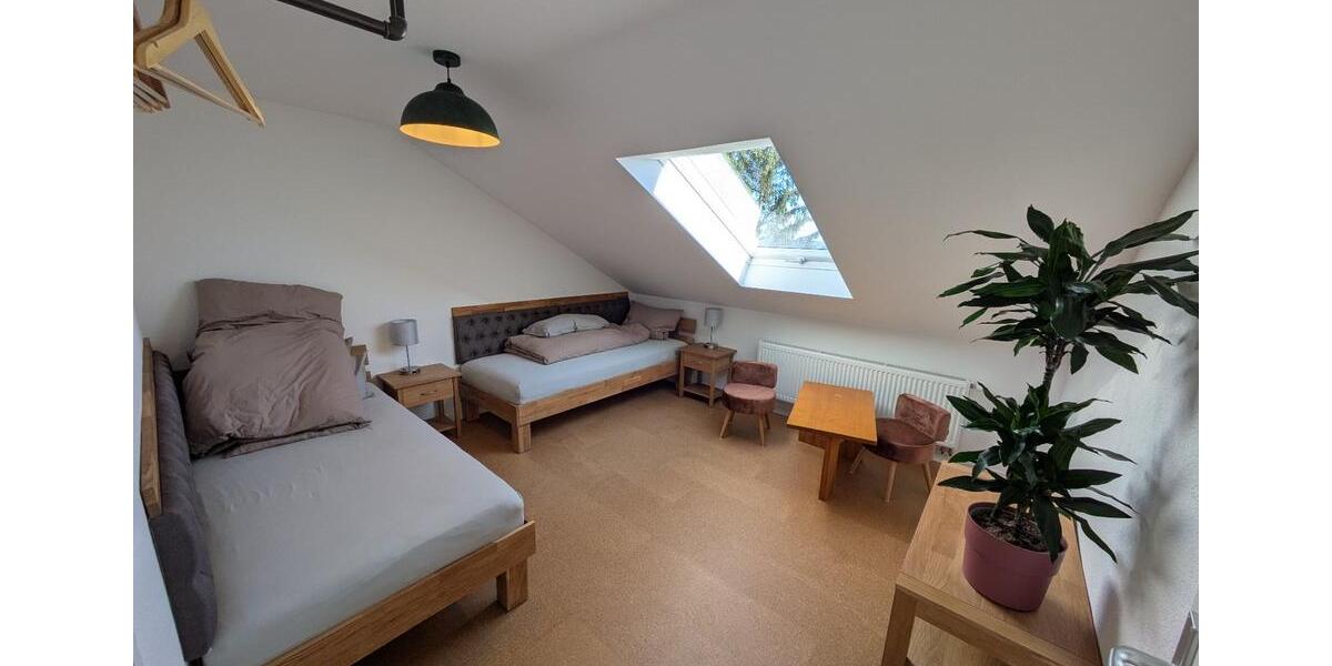 Wohnen auf Zeit Gäufelden - 3 Zimmer, 80 m&sup2;, 25&euro; | Angebot:24552346