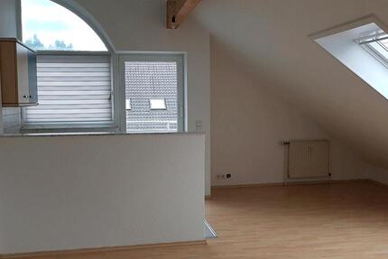 2-Zimmer-DG-Wohnung Filderstadt zimmer