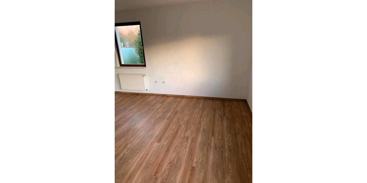 Bungalow Eisenach - 2 Zimmer, 80 m&sup2;, 800&euro; | Angebot:26523190