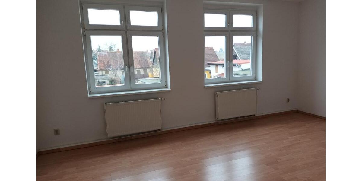 Etagenwohnung Tangerhütte - 3 Zimmer, 76 m&sup2;, 410&euro; | Angebot:22908624