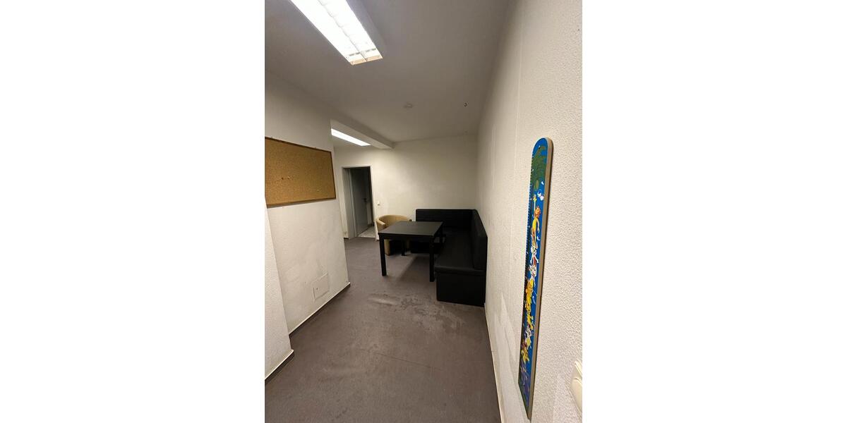 Wohnen auf Zeit Blomberg - 4 Zimmer, 100 m&sup2;, 15&euro; | Angebot:26044466