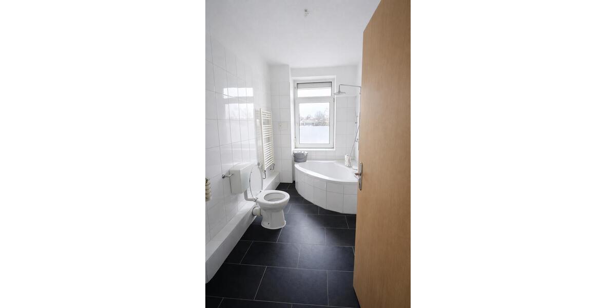 Etagenwohnung Schöningen - 4 Zimmer, 95 m&sup2;, 450&euro; | Angebot:26228591