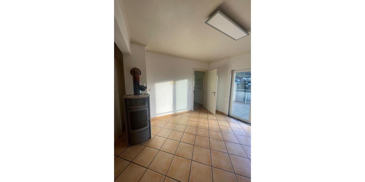 Einfamilienhaus Daaden - 6 Zimmer, 90 m&sup2;, 950&euro; | Angebot:26126902