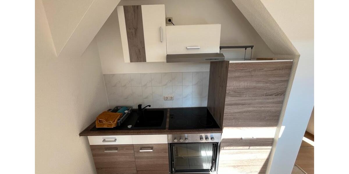 Dachgeschoßwohnung Hohenstein-Ernstthal Ernstthal - 2 Zimmer, 48 m&sup2;, 419&euro; | Angebot:26648968