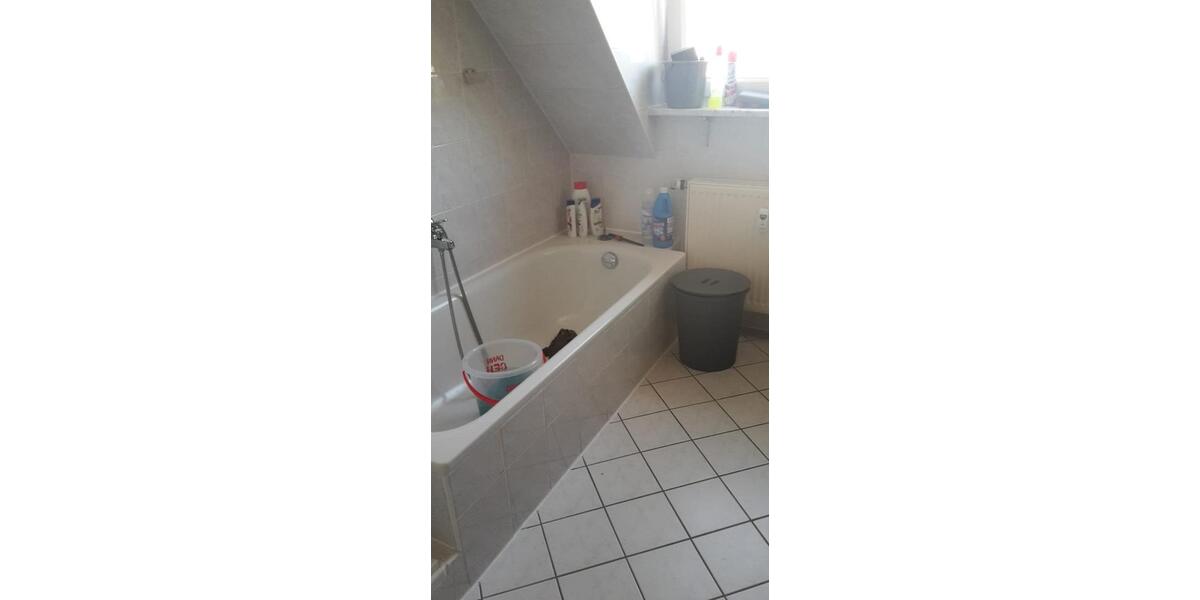 Dachgeschoßwohnung Ornbau - 4 Zimmer, 90 m&sup2;, 720&euro; | Angebot:25323903