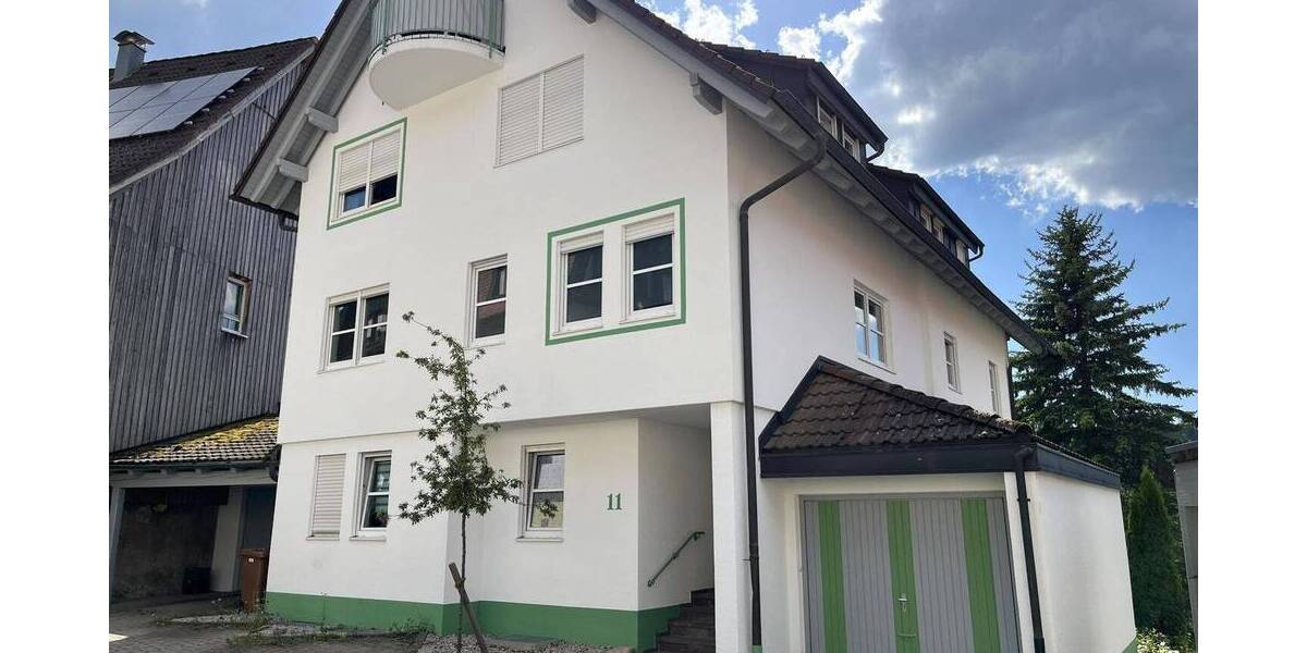Etagenwohnung Freudenstadt - 3 Zimmer, 94 m&sup2;, 1.025&euro; | Angebot:26753295