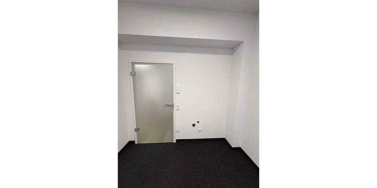 Gewerbeobjekt Erlangen Tennenlohe - 2 Zimmer, 40 m&sup2;, 450&euro; | Angebot:24821253