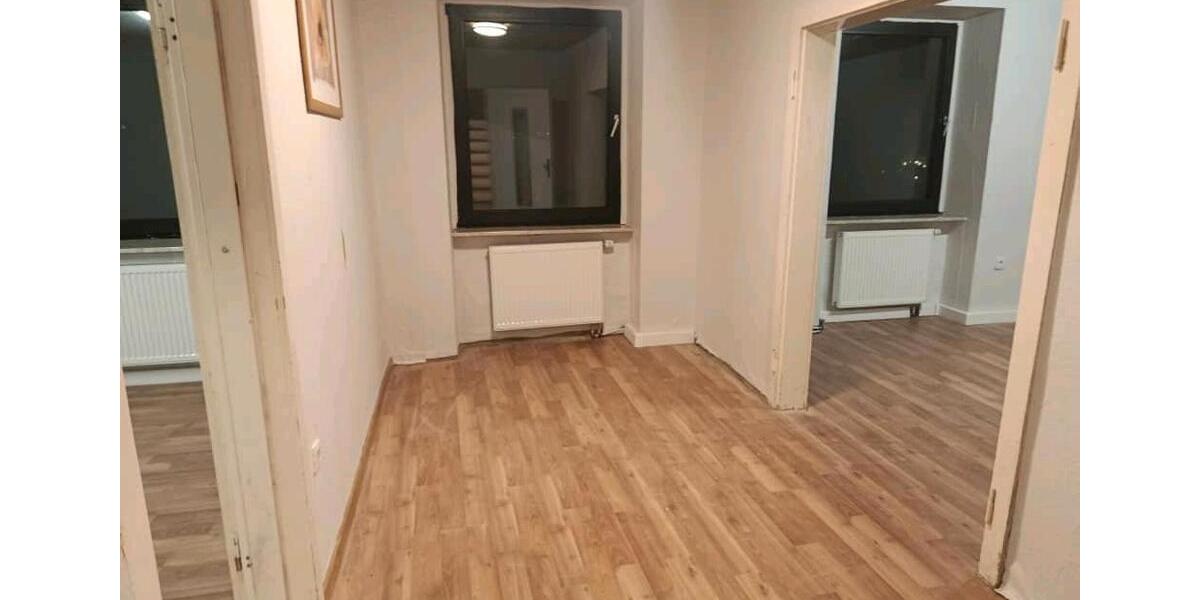 Etagenwohnung Mettlach - 3.5 Zimmer, 100 m&sup2;, 710&euro; | Angebot:26072050