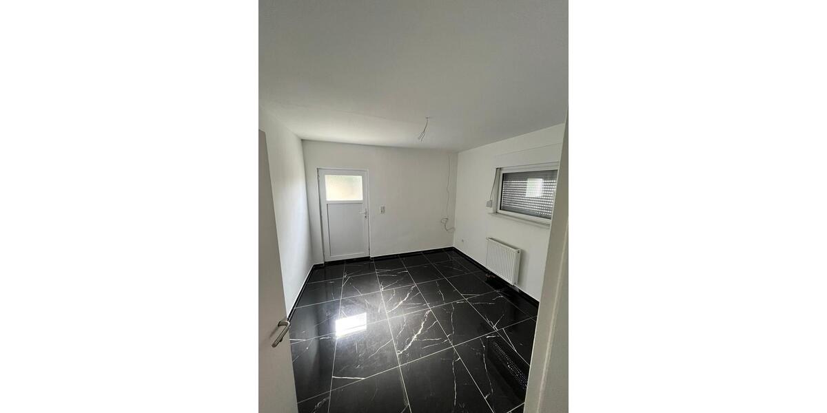 Erdgeschoßwohnung Saarlouis - 3 Zimmer, 65 m&sup2;, 620&euro; | Angebot:26496437