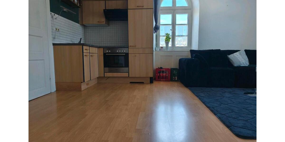 Dachgeschoßwohnung Küssaberg - 2 Zimmer, 68 m&sup2;, 589&euro; | Angebot:26102756