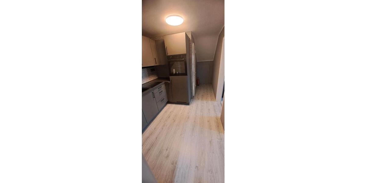 Dachgeschoßwohnung Bedburg - 2 Zimmer, 45 m&sup2;, 600&euro; | Angebot:25381670