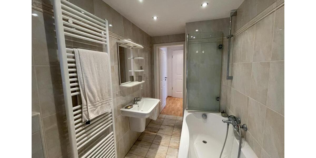 Dachgeschoßwohnung Sinsheim - 2 Zimmer, 56 m&sup2;, 650&euro; | Angebot:25752026