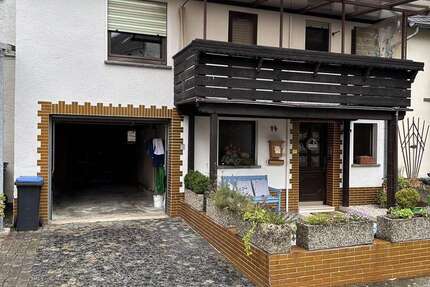 Haus Kollig - 3 Zimmer, 90 m&sup2;, 975&euro; | Angebot:26837048