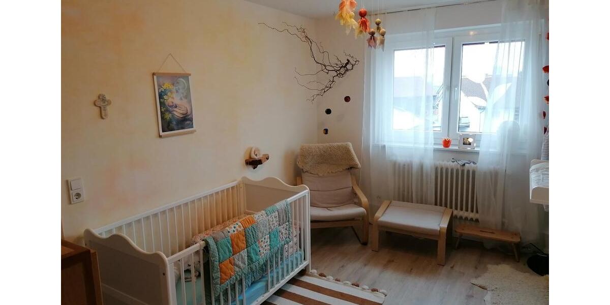 Etagenwohnung Täferrot - 4 Zimmer, 90 m&sup2;, 850&euro; | Angebot:26069493