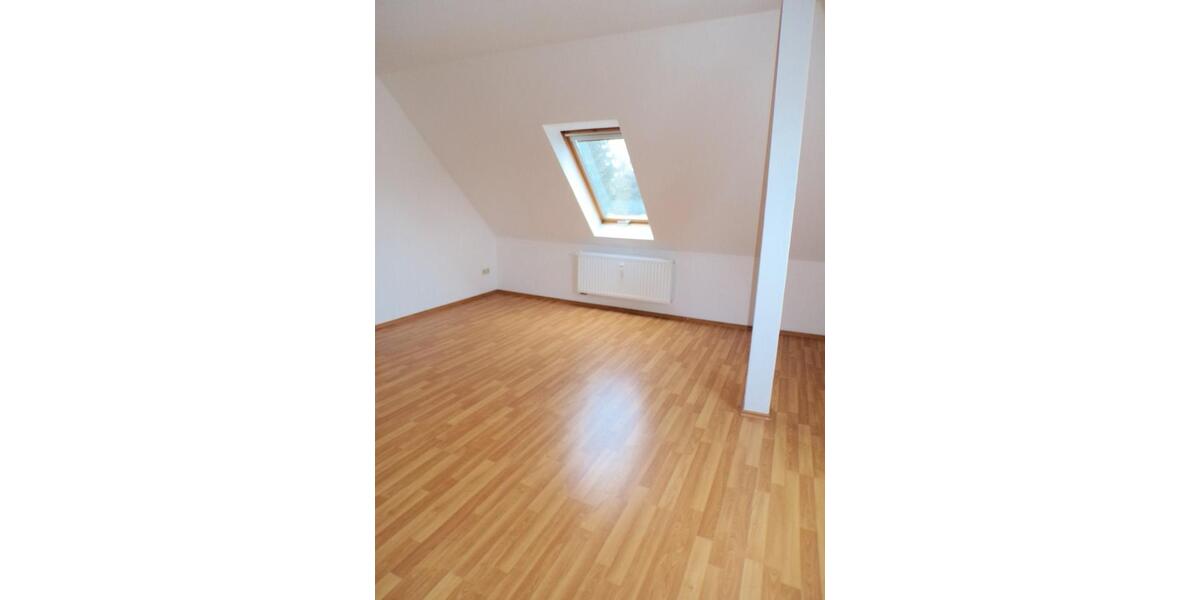 * gemütliche 2 Zimmer Wohnung in Leubnitz zu vermieten * mit Wanne und Dusche * 2 zimmer