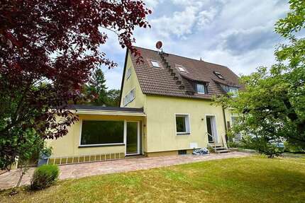Haus zum Mieten in Nürnberg 2.290 € 130 m²