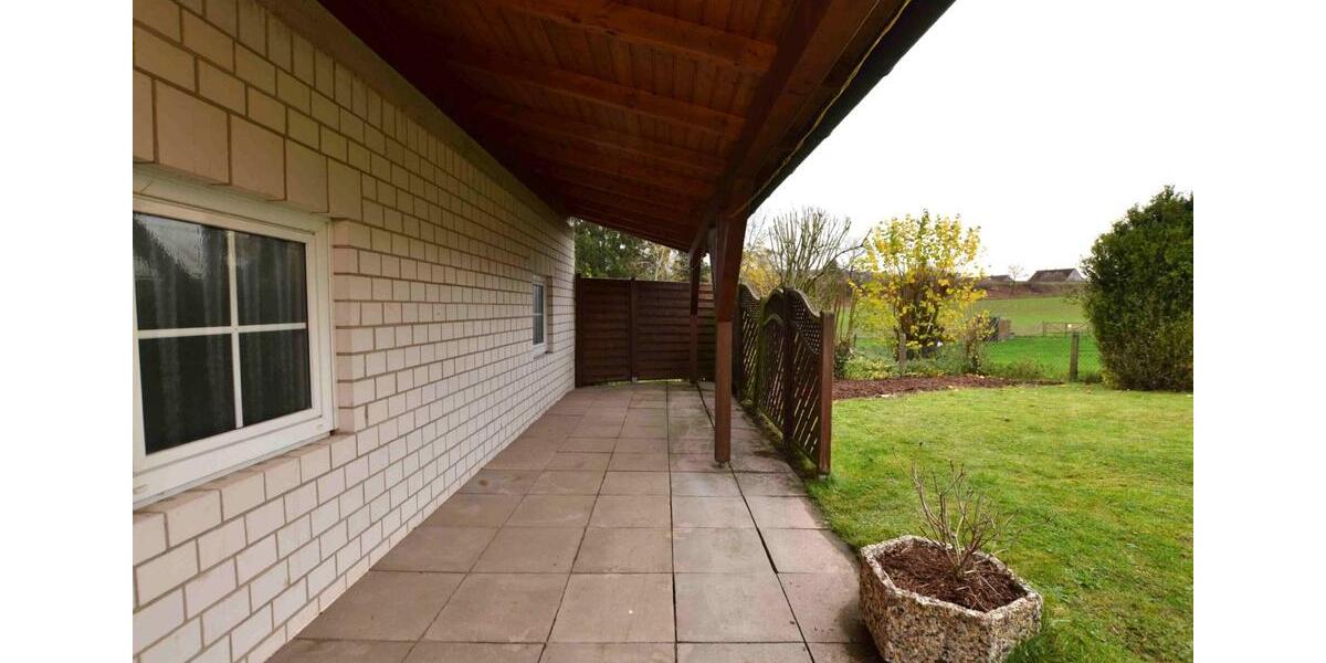 Erdgeschoßwohnung Stadtoldendorf - 2.5 Zimmer, 93 m&sup2;, 690&euro; | Angebot:23805658