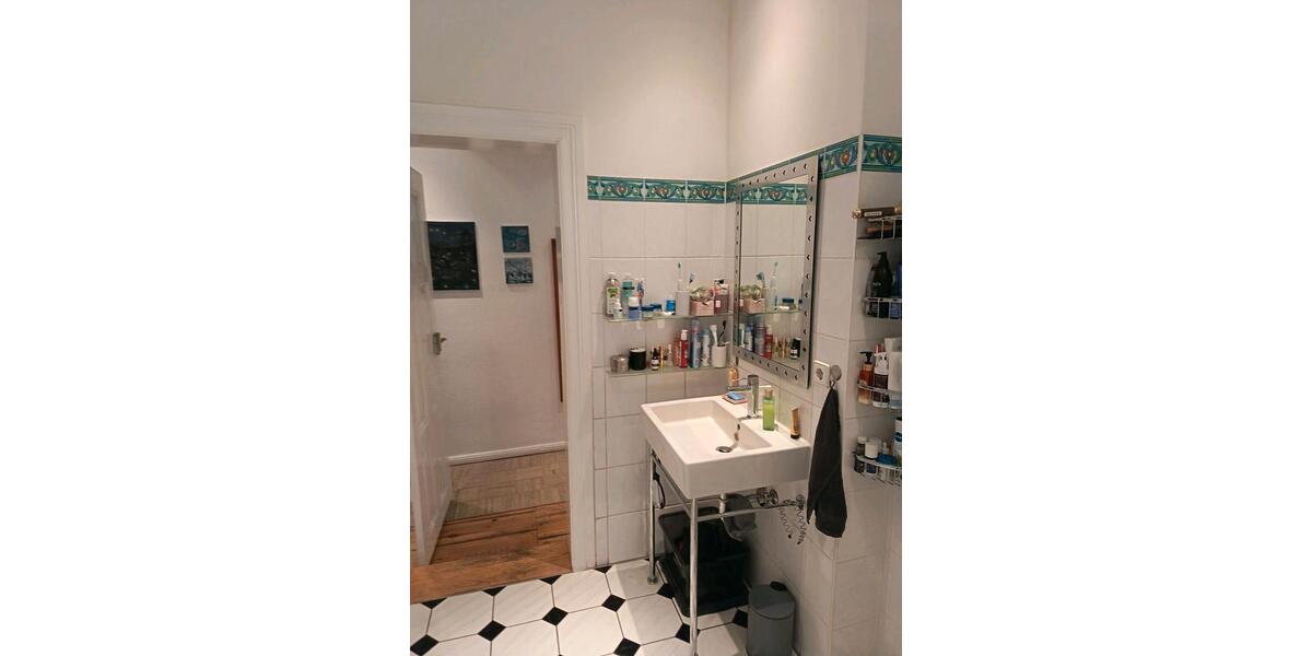 Erdgeschoßwohnung Potsdam Berliner Vorstadt - 3 Zimmer, 100 m&sup2;, 600&euro; | Angebot:25155208