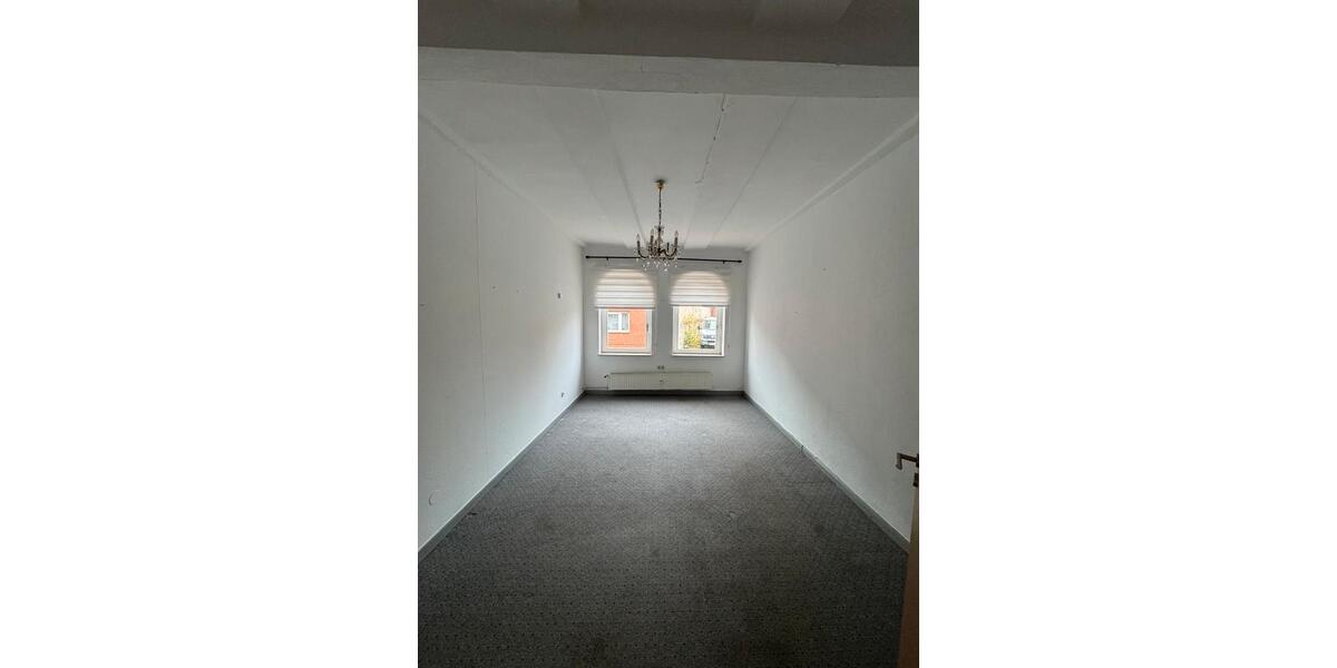 Schöne Erdgeschosswohnung mit überdachter Terrasse 2 zimmer