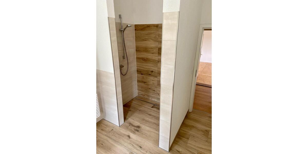 Hochparterre Neustadt an der Aisch - 4 Zimmer, 142 m&sup2;, 1.150&euro; | Angebot:26227719