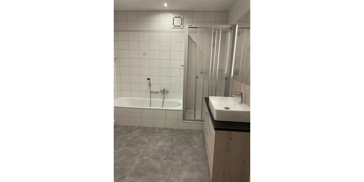 Etagenwohnung Schönberg - 2 Zimmer, 62 m&sup2;, 495&euro; | Angebot:25823246
