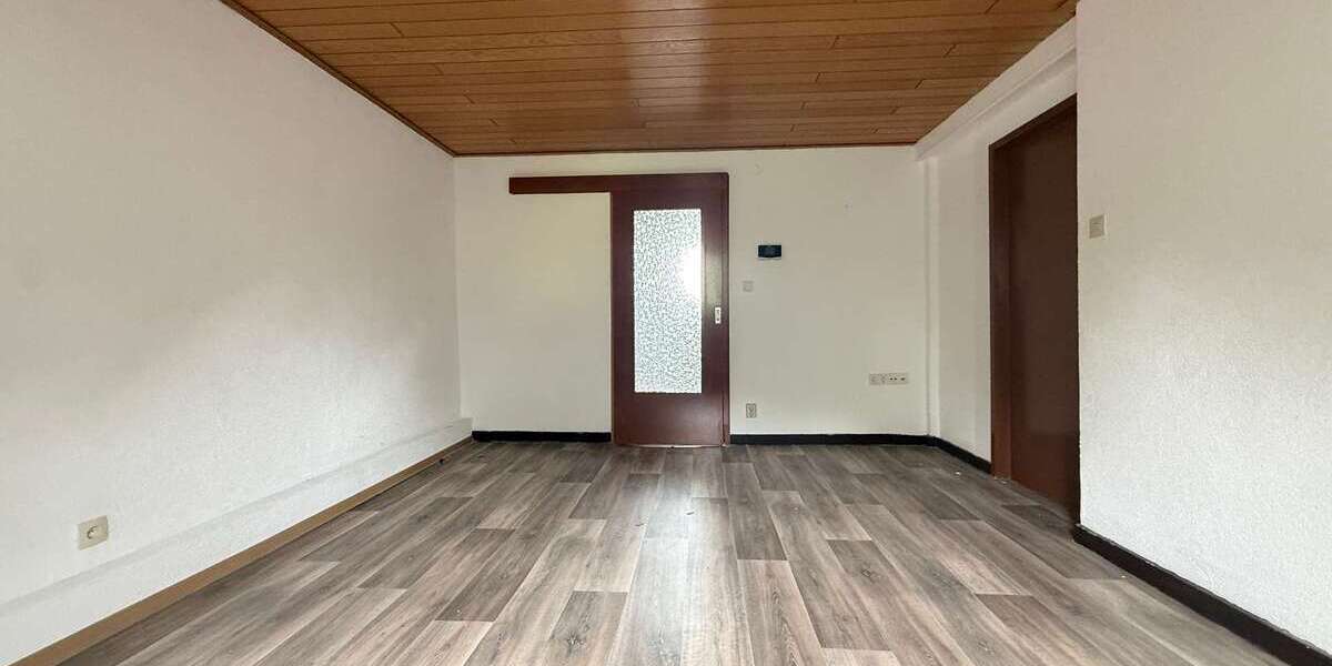 Gemütliche 3-Zimmer-Dachgeschosswohnung mit ca. 72 m² in Friedrichsthal-Bildstock - 3- Friedrichsthal | Angebot:27199791