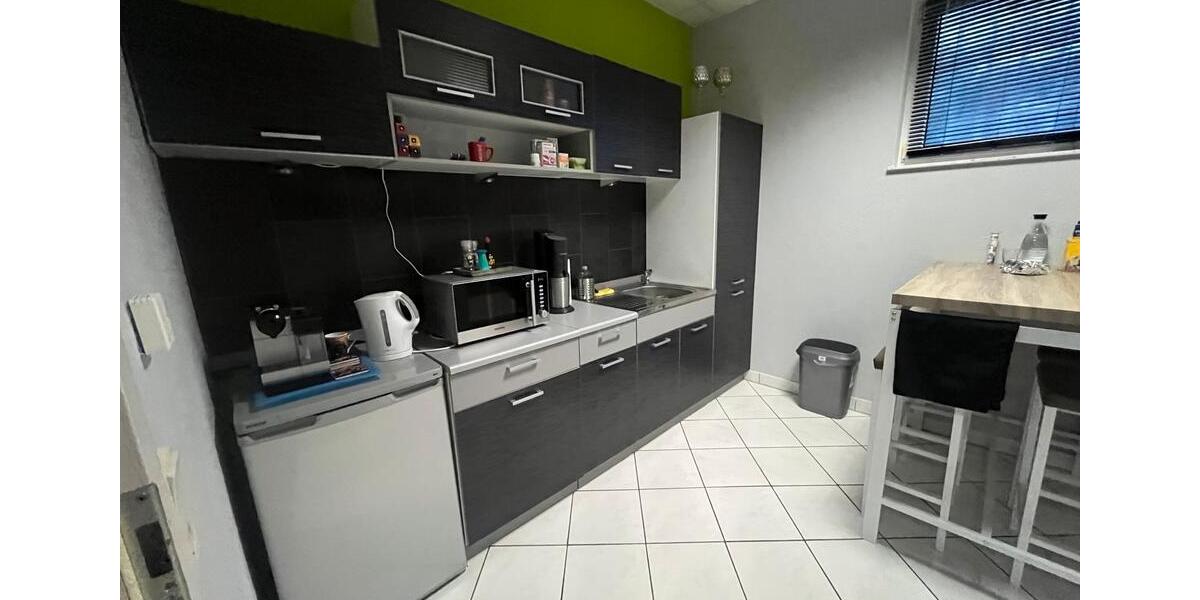 Erdgeschoßwohnung Höhr-Grenzhausen Grenzhausen - 3 Zimmer, 130 m&sup2;, 950&euro; | Angebot:26536470