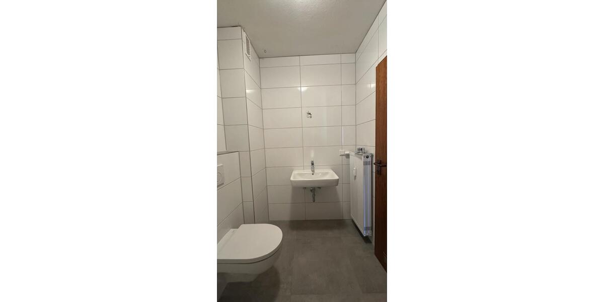 Etagenwohnung Voerde (Niederrhein) - 1.5 Zimmer, 44 m&sup2;, 425&euro; | Angebot:26049789