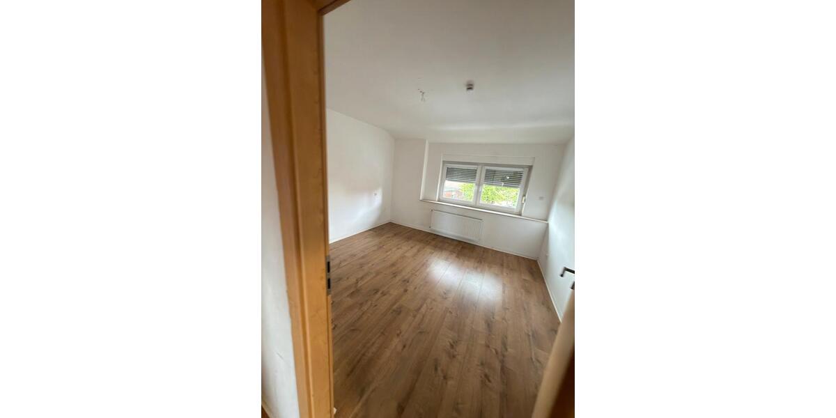 Erdgeschoßwohnung Minden - 3.5 Zimmer, 74 m&sup2;, 590&euro; | Angebot:26671726