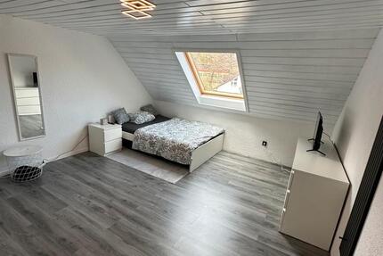 Wohnung Mühlacker - 5 Zimmer, 25 m&sup2;, 33&euro; | Angebot:26682462