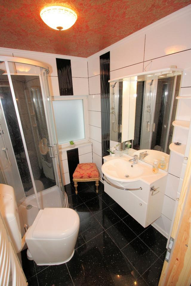 Haus im Grünen mit 600 qm schönen Garten + Sauna - Berlin Süd 4 zimmer