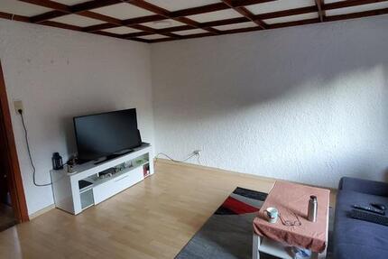 Geräumige 2-Zimmer Wohnung mit Stellplatz zimmer